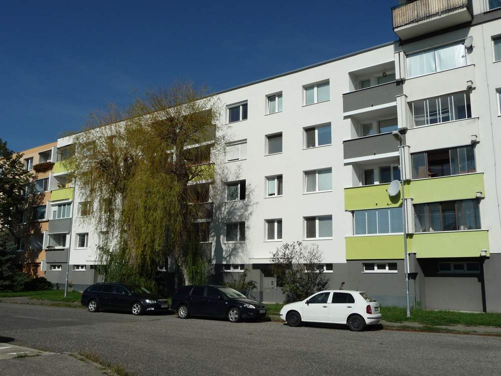 Latorická 15-17 obnova budovy Latorická 15-17 obnova budovy