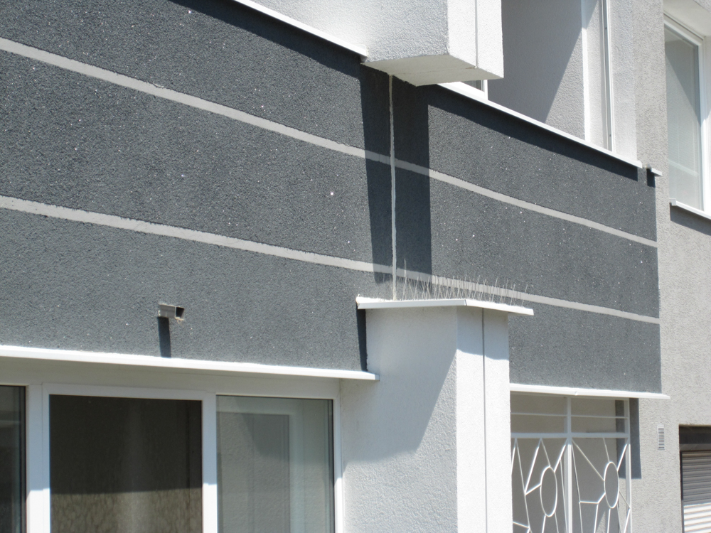 Detaily exteriér - omietka s nástrekom Detaily exteriér - omietka s nástrekom