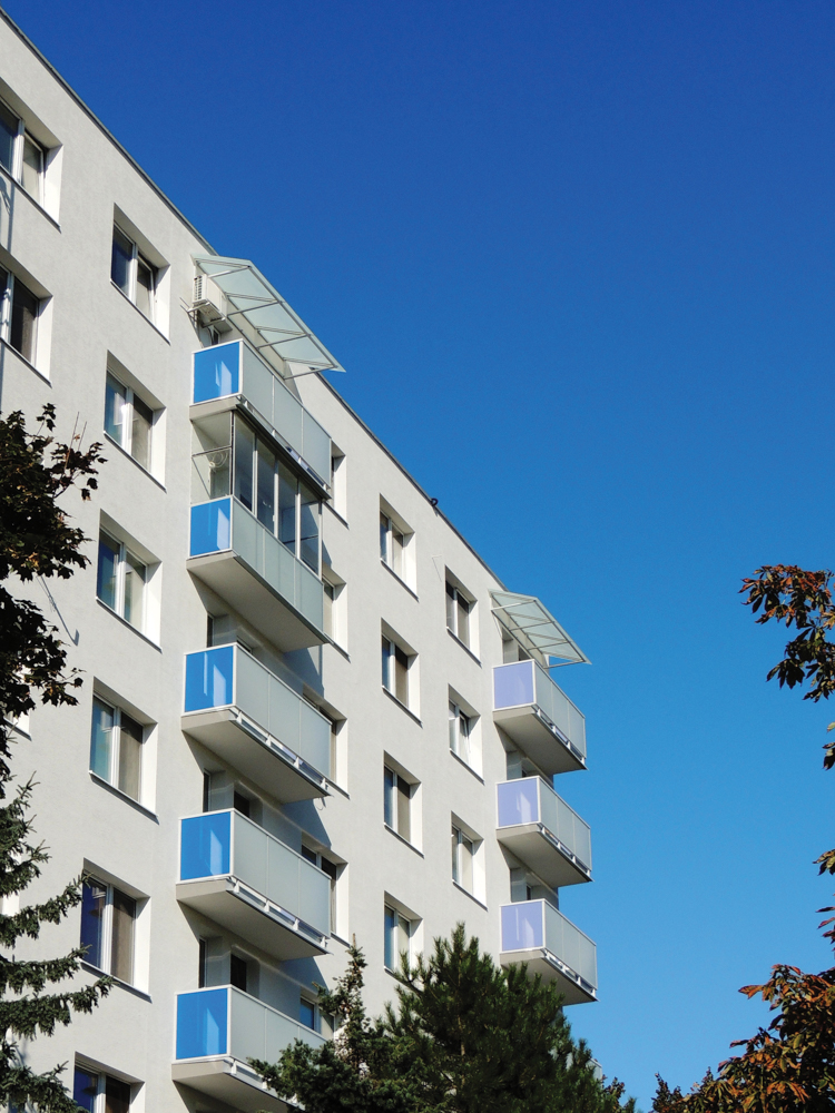 Nezábudkova 36-54 balkóny a lodžie