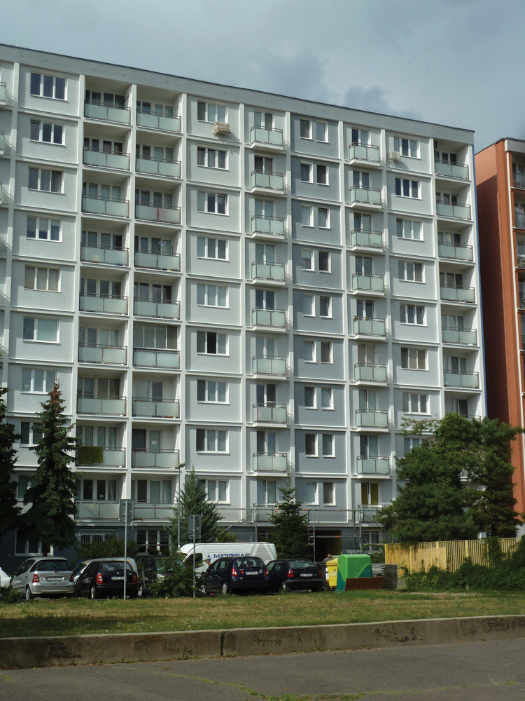 Astrova 50 52 obnova budovy