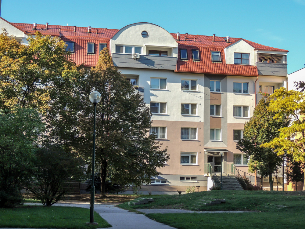 Bodrocká 17-21 obnova budovy