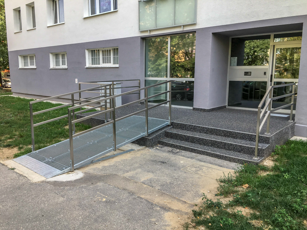 Eisnerova 1 obnova budovy