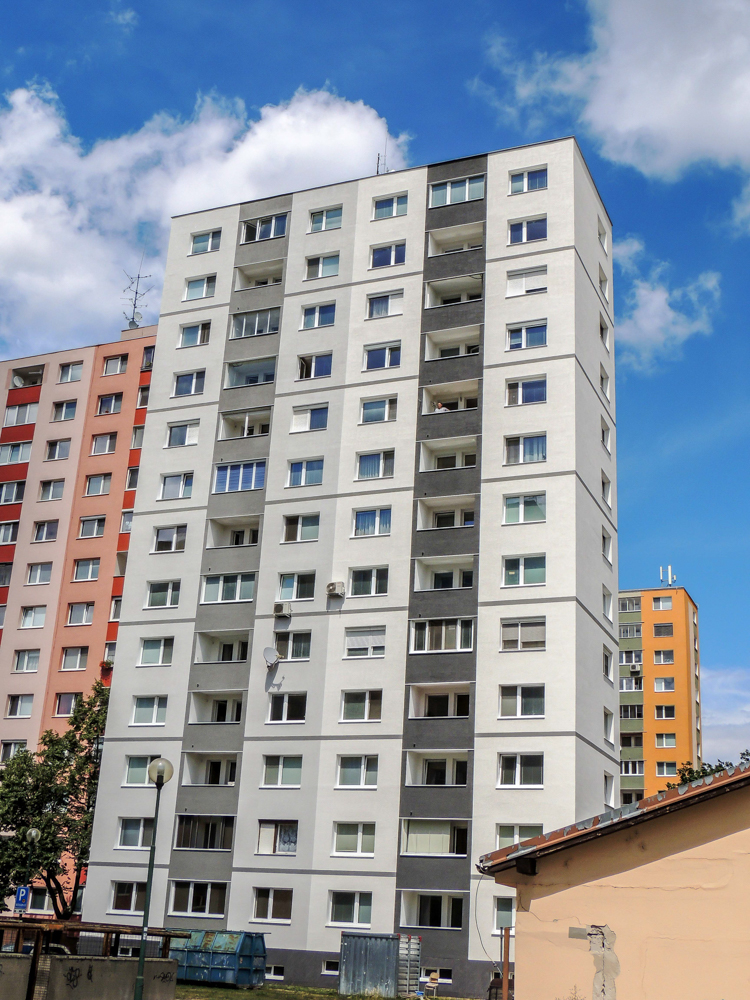 Ipeľská 9 obnova budovy