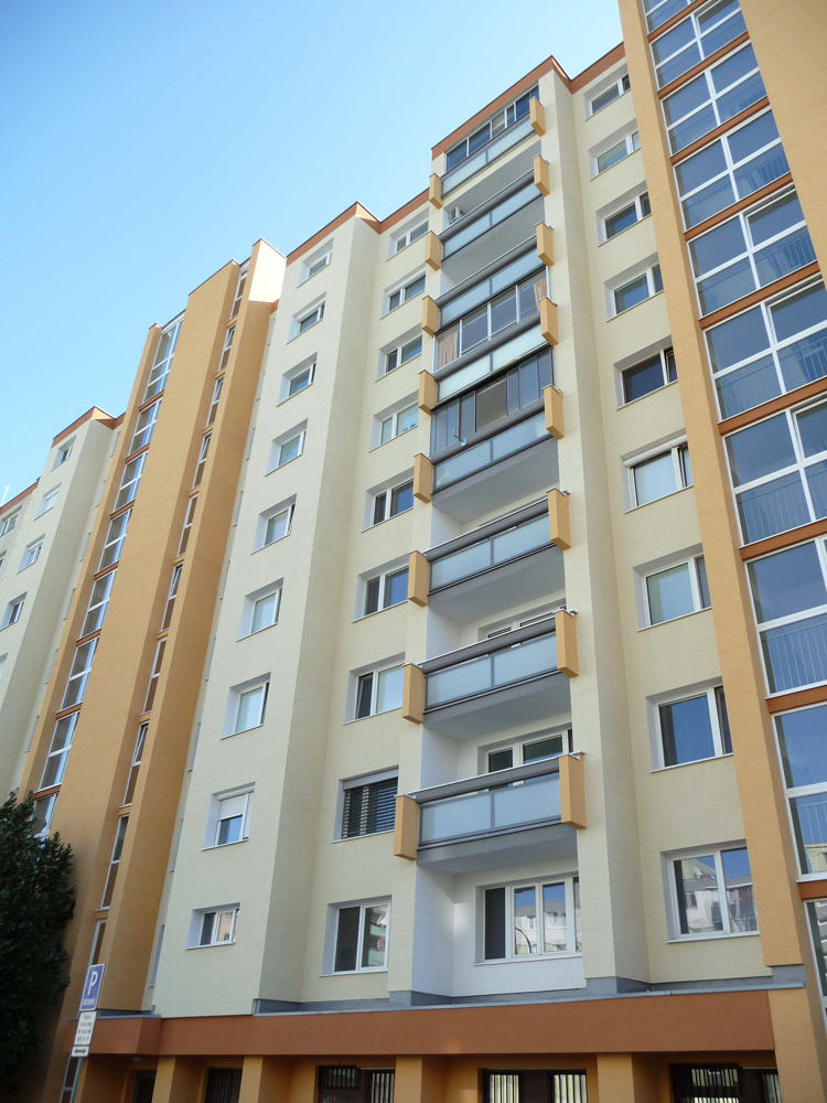 Rajecká 5-7 2017 obnova budovy