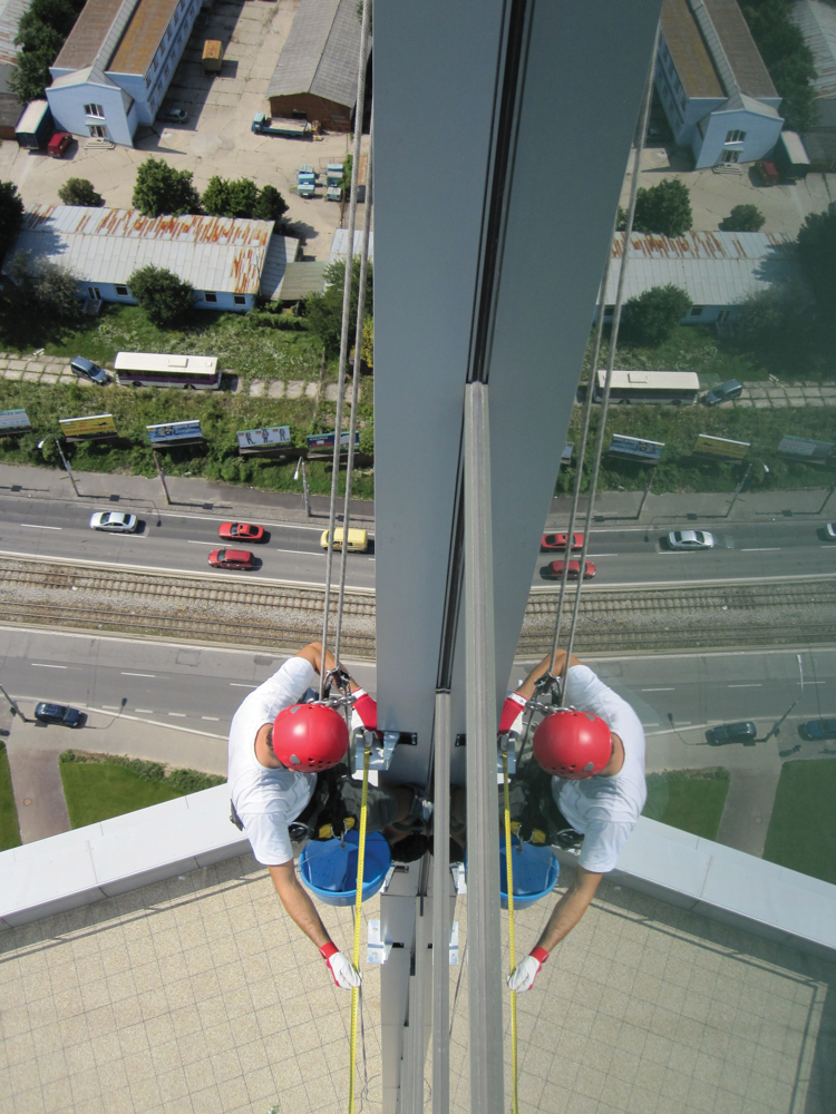 výškové umývanie okien