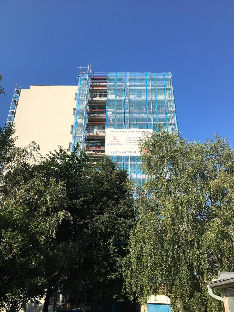 Obnova bytový dom Bajkálska