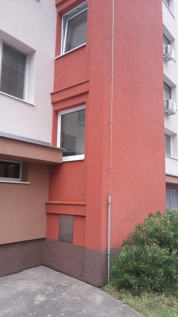 Obnova bytoveho domu na Medvedovej ulici 22-28