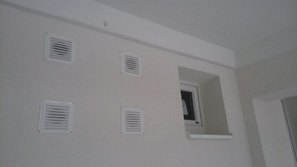 Obnova bytoveho domu Karloveská 51-55 Obnova bytoveho domu Karloveská 51-55